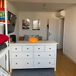 Moderne Zimmer In Koeln Lindenthal